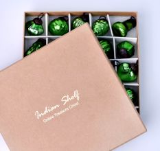 25 Pieces Modern Green Coloured Christmas Ornaments